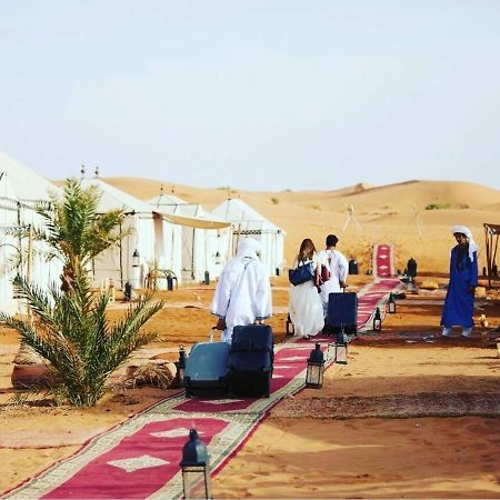 Sahara Luxury Tented Camp メルズーガ エクステリア 写真