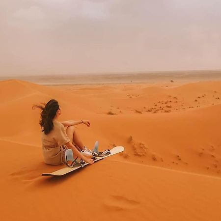 Sahara Luxury Tented Camp メルズーガ エクステリア 写真