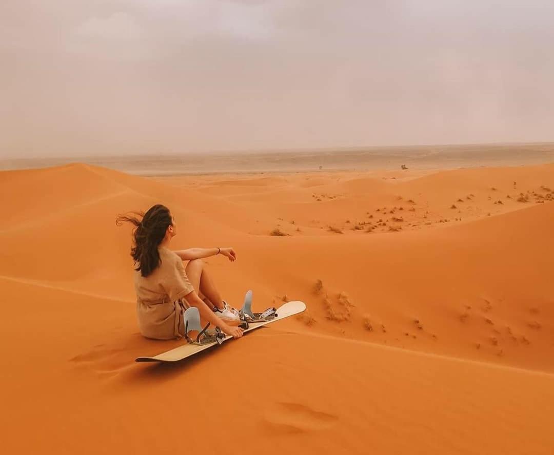Sahara Luxury Tented Camp メルズーガ エクステリア 写真